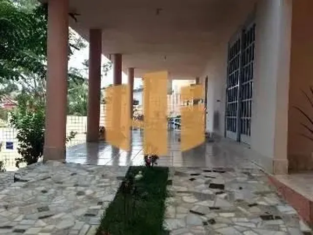Imagem 7: Casa Espaçosa com Área de Lazer Completa em Carpina