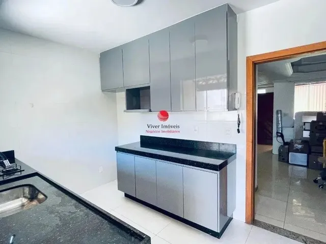 Imagem 16: Casa com 3 Quartos, 3 Vagas, 220M² de Área Construída, Bairro santa Amélia, Belo