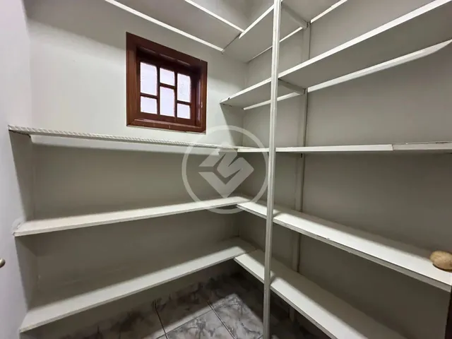 Imagem 2: Casa Alphagarden com 6 Quartos Sendo 2 Suítes - Energia Solar 1200Kwh Codigo: 135845