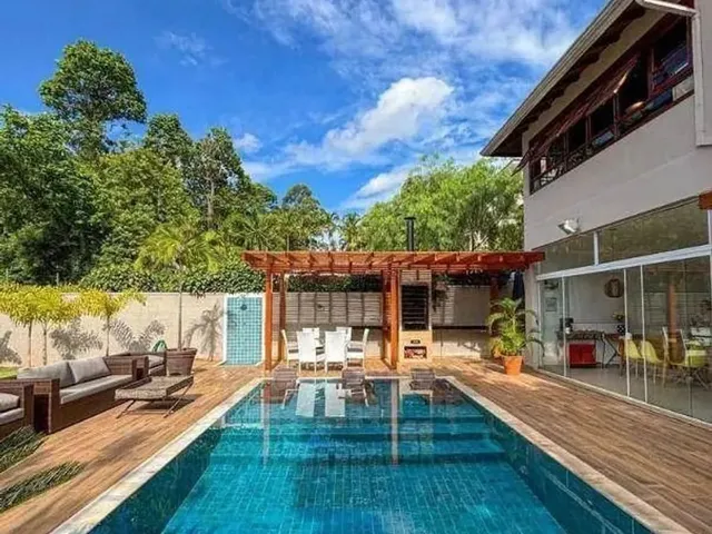 Imagem: Casa com 4 Dormitórios À Venda, 374 M²