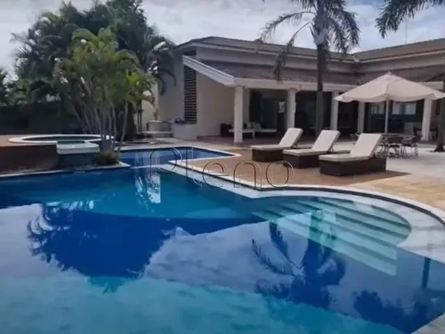 Imagem: Casa com 7 Quartos À Venda no Vale das