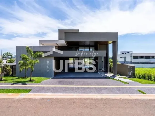 Imagem: Casa Térrea de Alto Padrão À Venda no