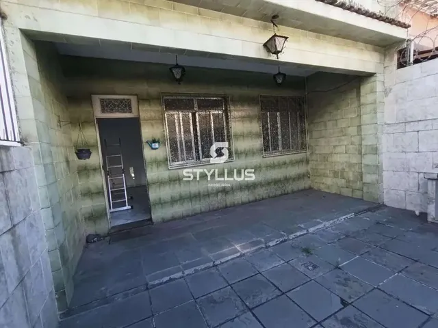 Imagem 2: Casa Triplex Exclusiva e Espaçosa no Méier com Localização Privilegiada! M69N