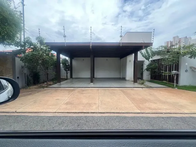 Imagem: Excelente Casa Terrea em Rua Fechada no