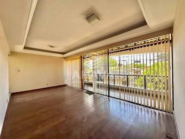 Imagem 8: Casa com 5 Quartos Sendo 2 Suítes À Venda , 360M², Itapoã, Próximo À Avenida Pedro