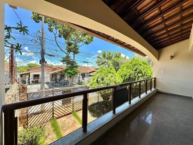 Imagem 2: Casa com 5 Quartos Sendo 2 Suítes À Venda , 360M², Itapoã, Próximo À Avenida Pedro