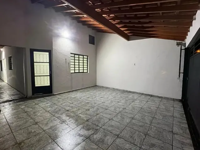 Imagem 2: Antônio) Ótima Oportunidade