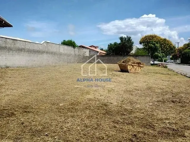 Imagem: O terreno possui 10m² de Área e está localizado em
