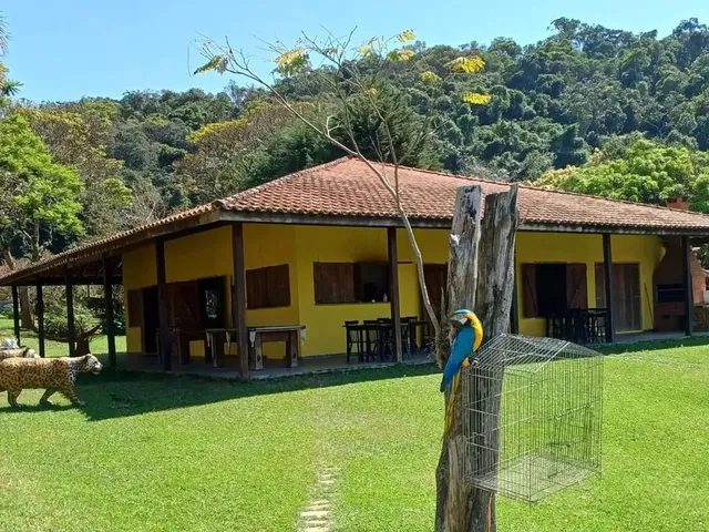 Imagem: Linda Chácara, com Casa Sede, Salão para