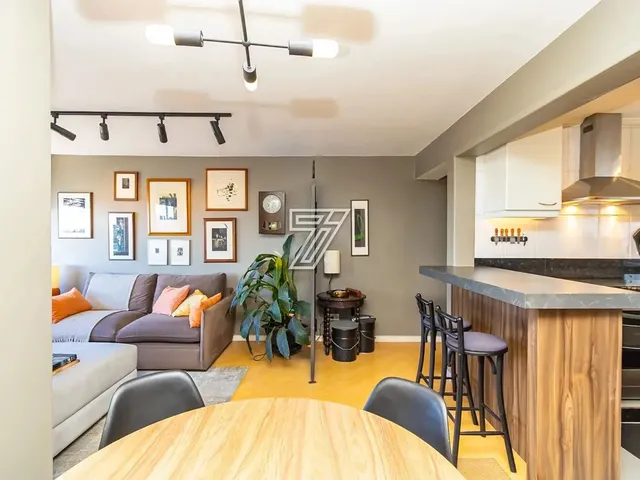 Imagem 5: Apartamento com 2 Dormitórios À Venda com 106.28M² por R$ 670.000,00 no Bairro