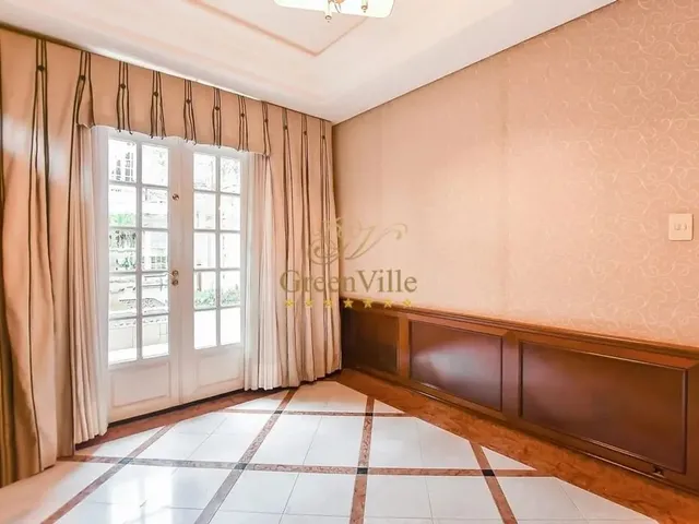 Imagem 13: São Lourenço, Casa Triplex, Desocupada, com Local para Elevador de Carga, Condomínio