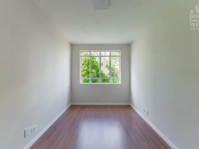 Imagem 4: Apartamento no Edifício Iracema, 03 Quartos, 01 Vaga, Retrofit, Alto da Rua Xv, Curitiba
