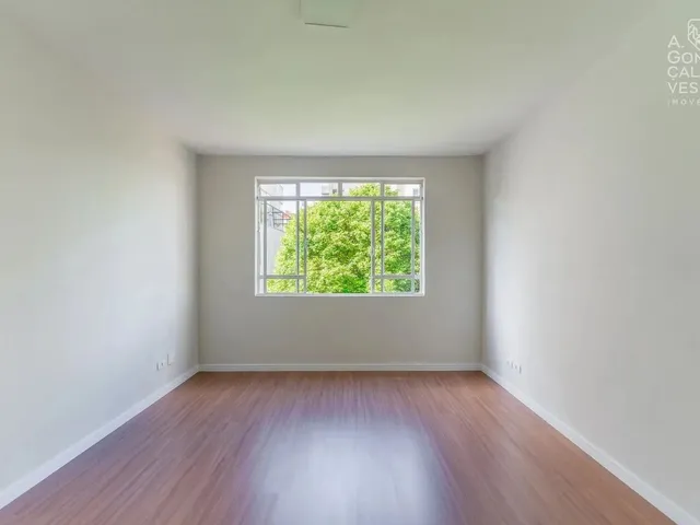 Imagem 12: Apartamento no Edifício Iracema, 03 Quartos, 01 Vaga, Retrofit, Alto da Rua Xv, Curitiba