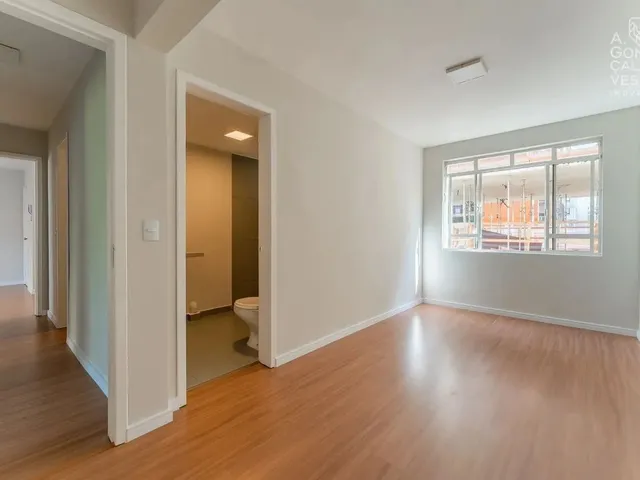 Imagem 13: Apartamento no Edifício Iracema, 03 Quartos, 01 Vaga, Retrofit, Alto da Rua Xv, Curitiba