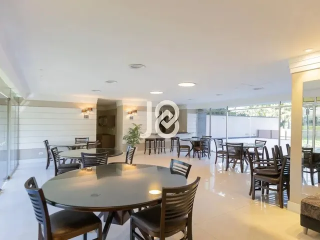 Imagem 5: Apartamento de 4 Quartos no Melhor do Batel! Apartamento 4 Quartos no Batel - J8 Imóveis