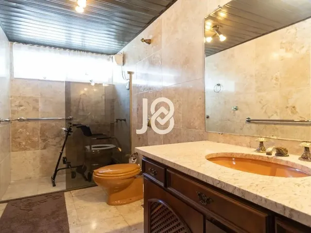 Imagem 13: Apartamento de 4 Quartos no Melhor do Batel! Apartamento 4 Quartos no Batel - J8 Imóveis