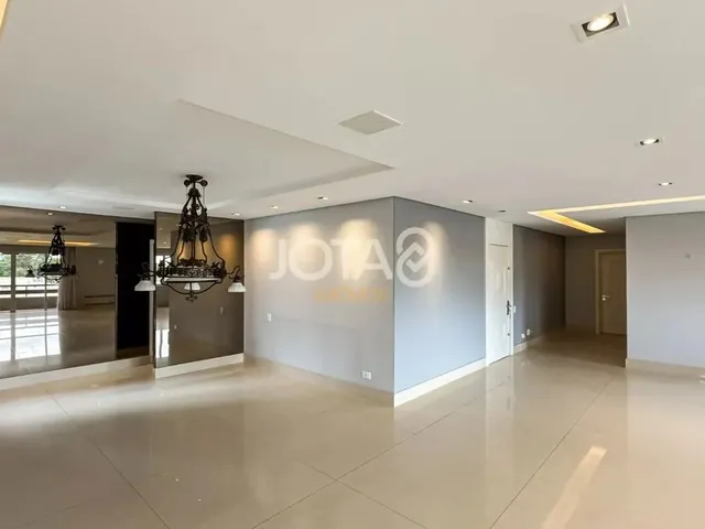 Imagem 8: Apartamento Repaginado no Batel com 3 Quartos e 256M2 Apartamento 3 Quartos no Batel - J8