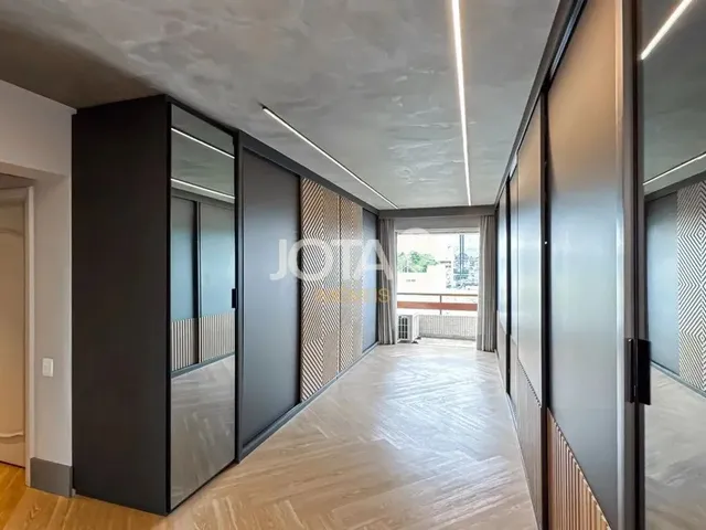 Imagem 11: Apartamento Repaginado no Batel com 3 Quartos e 256M2 Apartamento 3 Quartos no Batel - J8