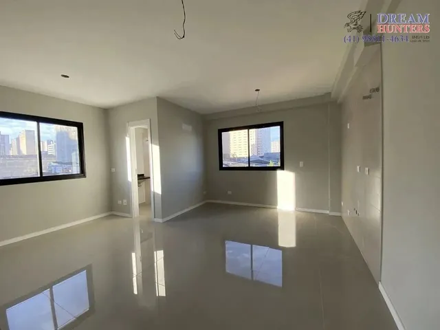 Imagem: Studio Novo, com 28M², Bairro Centro, Curitiba