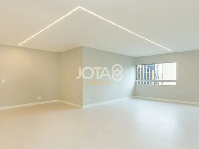 Imagem: Apartamento Totalmente Reformado em Ótima