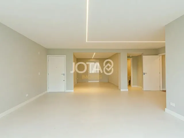 Imagem 10: Apartamento Totalmente Reformado em Ótima Localização Apartamento Totalmente Reformado