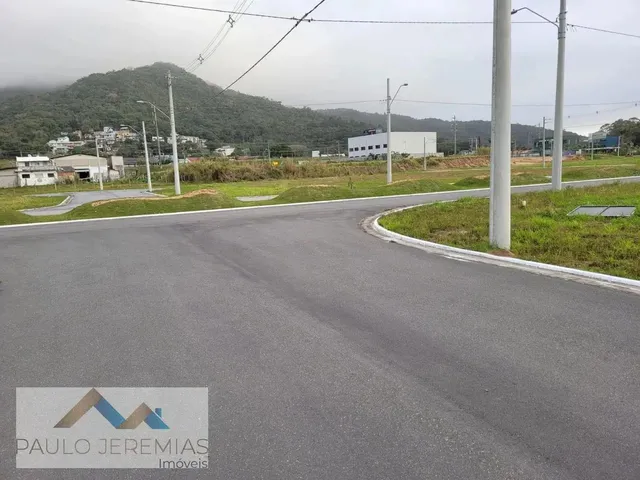 Imagem 3: Terreno À Venda no Real Parque, Florianópolis, 450M²
