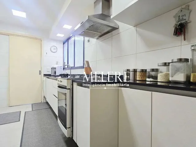 Imagem 4: Apartamento com 4 Dormitórios À Venda, 151 M² por R$ 1.400.000,00 - Centro