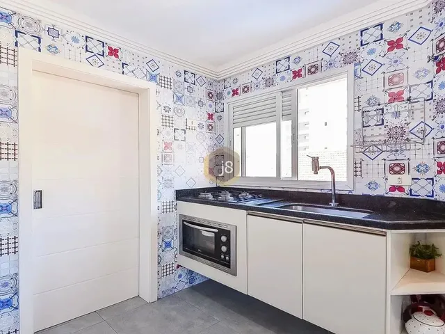 Imagem 10: Apartamento Ensolarado de 3 Quartos no Ahú Apartamento de 3 Quartos no Ahú - J8 Imóveis