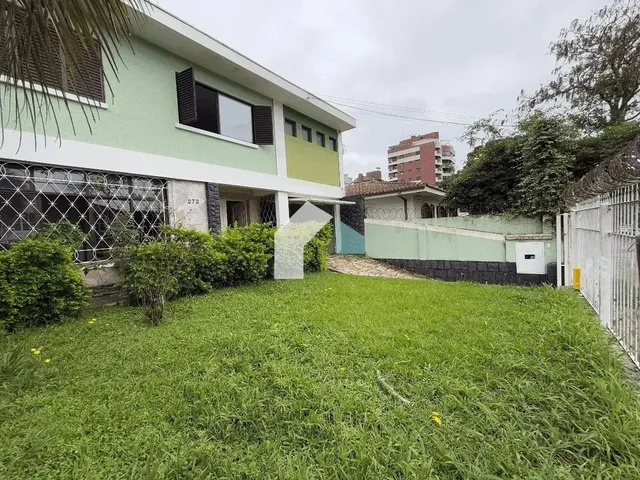 Imagem: Residência Ampla com 5 Dormitórios Ao