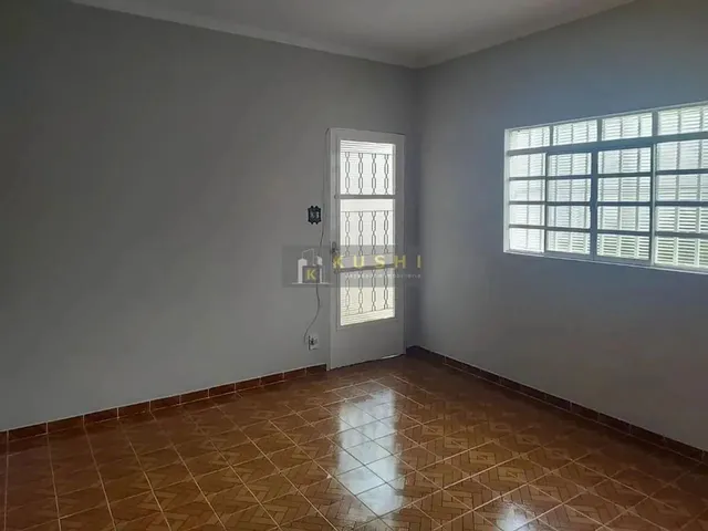 Imagem 12: Casa À Venda em Campinas, Parque Taquaral, com 4 Quartos, com 143 M²