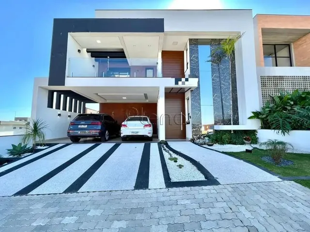 Imagem: Casa À Venda com 4 Quartos no la Dolce