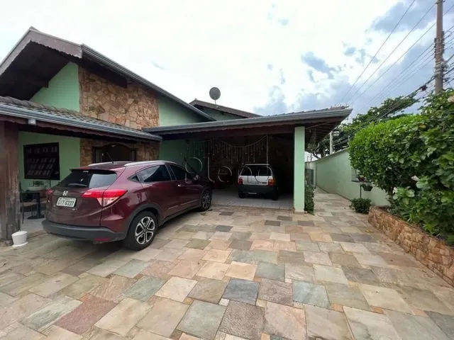 Imagem: Casa À Venda com 3 Quartos no Jardim Nova