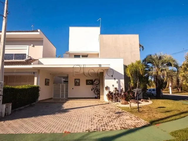 Imagem: Casa À Venda com 4 Suítes no Condomínio