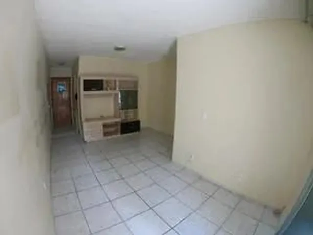 Imagem 3: Apto com Três Dormitórios Sendo Um Suíte na Chapada - 75M²