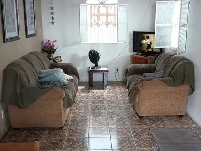 Imagem: Casa com Três Dormitórios Sendo Um Suíte