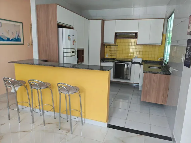 Imagem 7: Alugo Linda Casa Parcialmente Mobiliada e Climatizada com 4 Suites