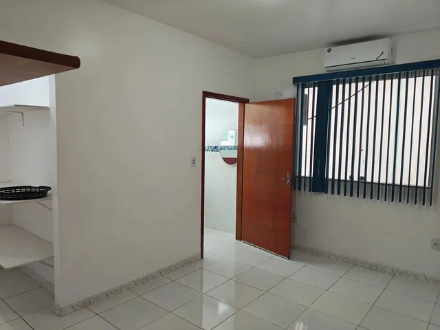 Imagem 11: Alugo Linda Casa Parcialmente Mobiliada e Climatizada com 4 Suites