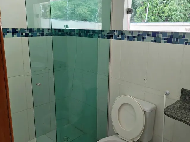 Imagem 12: Alugo Linda Casa Parcialmente Mobiliada e Climatizada com 4 Suites