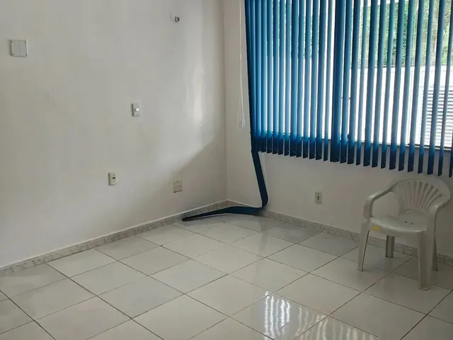 Imagem 14: Alugo Linda Casa Parcialmente Mobiliada e Climatizada com 4 Suites