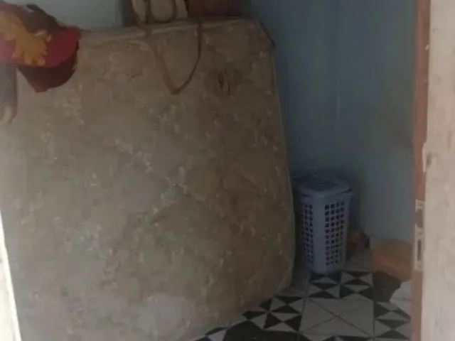 Imagem 3: Alugo Quarto com Internet, Água e Energia