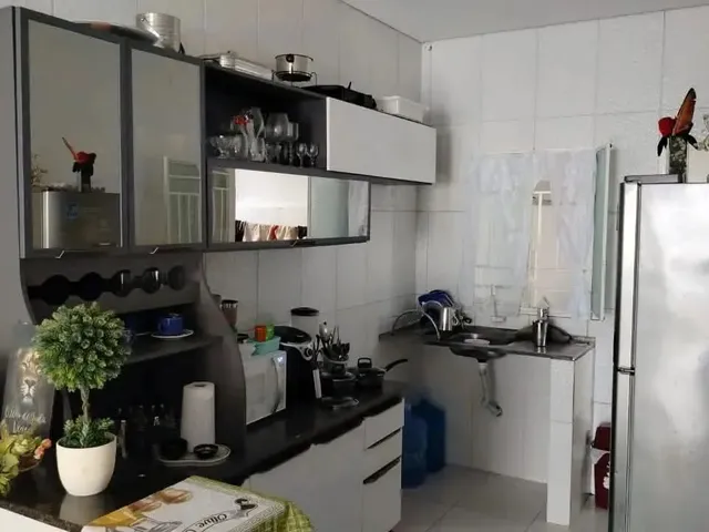 Imagem 4: Residencial Fechado - Imóvel para Aluguel com 2 Quartos em Flores - Manaus - Am