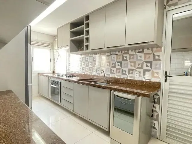 Imagem 7: Alugo Singolare com 132M2, 3 Suítes em Adrianópolis, Mobiliado