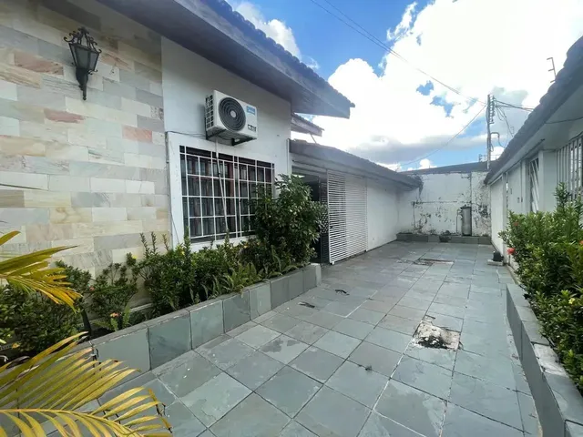 Imagem: Casa no Vieiralves - 525 M² - 4 Quartos