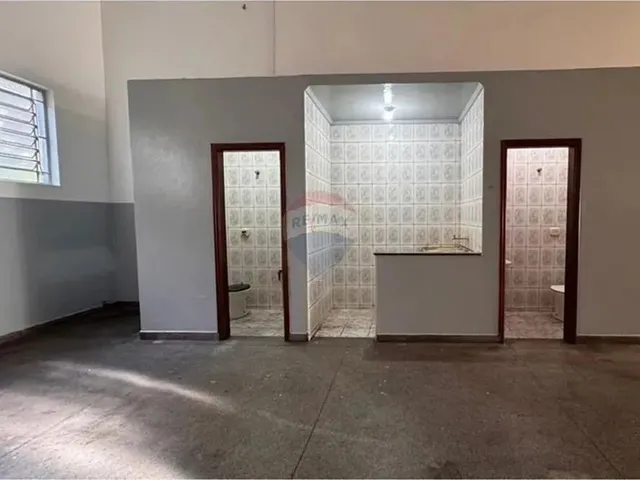 Imagem 4: Oportunidade de Locação: Amplo Barracão em Área Estratégica de Capivari