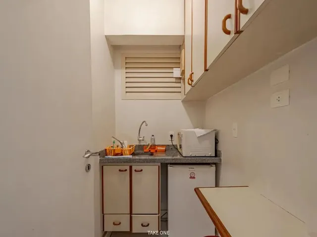 Imagem 10: Conjunto Comercial para Venda em Centro , 71M²