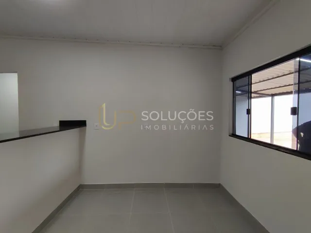 Imagem 13: 2 Quartos | Condomínio | Portão Eletrônico | IPTU Desmembrado