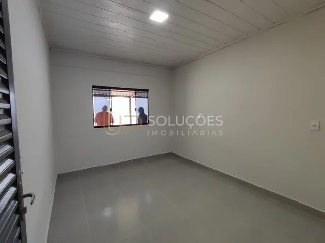 Imagem 10: 2 Quartos | Condomínio | Portão Eletrônico | IPTU Desmembrado