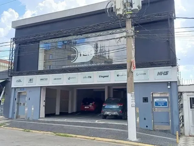 Imagem: Prédio Comercial, Perto do Aeroporto de