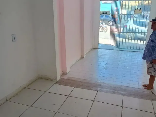 Imagem 5: Vendo Casa e Pontos no Centro de Eunápolis