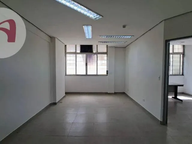 Imagem: Conjunto Reformado com 100 M2 Dispóniível